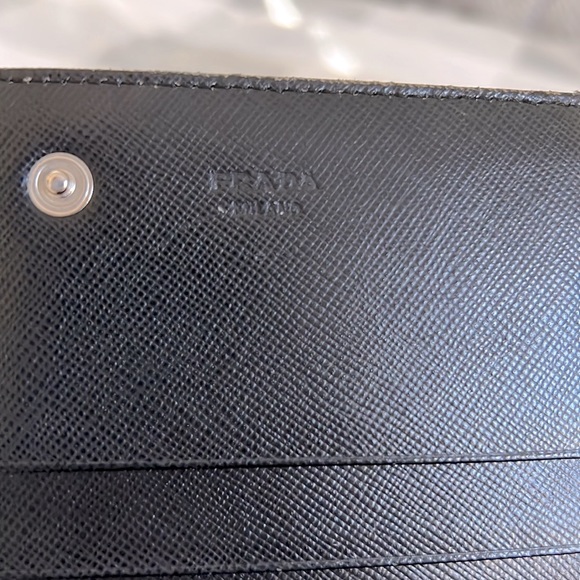 Authentic🖤PRADA MILANO Tessuto Black Nylon Long Unisex Wallet - Picture 3 of 12